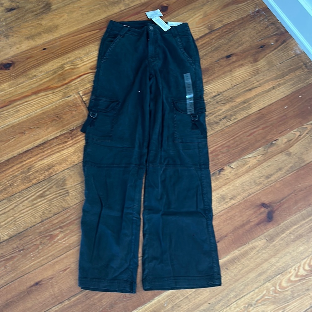 Black American eagle cargo pants
